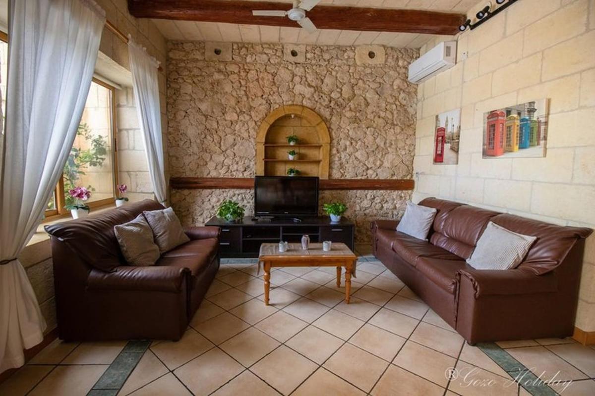 Hibiscus Bed & Breakfast Xaghra Exterior photo